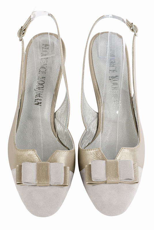Off white and gold women's open back shoes, with a knot. Round toe. Medium comma heels. Top view - Florence KOOIJMAN